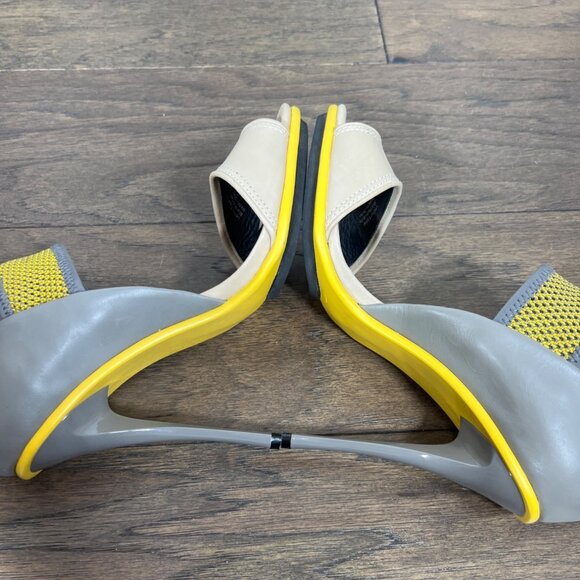 L.A.M.B. Barrie Dress Peep Toe Heels in Gray/Cream Sz 9.5 NWOT - Picture 5 of 10